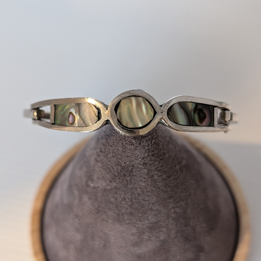 Mexico Silver Alpaca and Abalone Shell Bangle Bracelet